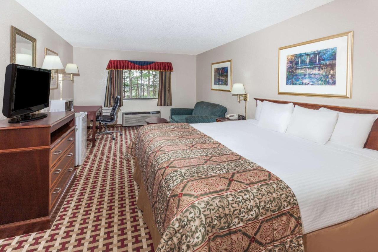 Hotel Baymont By Wyndham Smyrna Zewnętrze zdjęcie