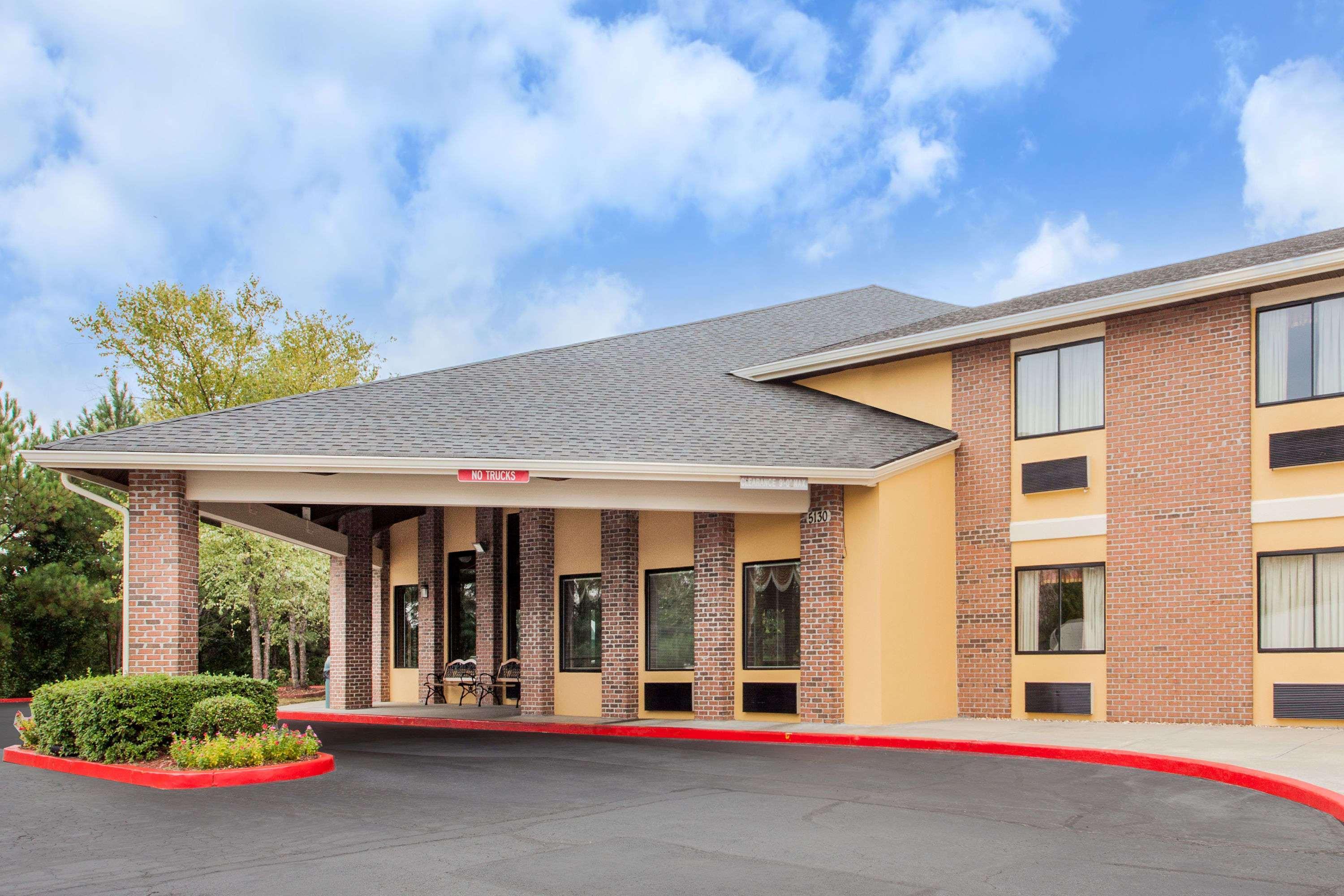 Hotel Baymont By Wyndham Smyrna Zewnętrze zdjęcie