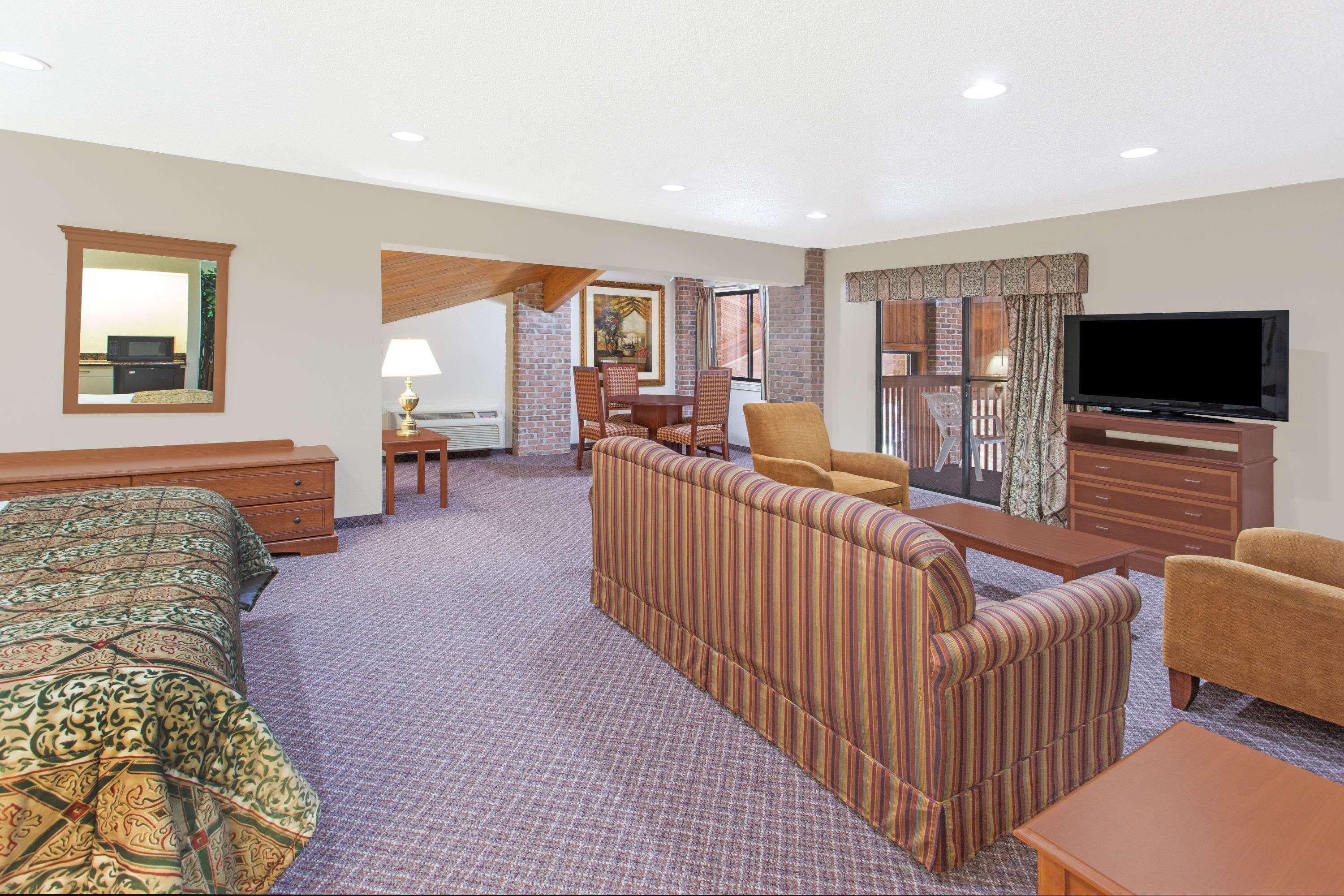 Hotel Baymont By Wyndham Smyrna Zewnętrze zdjęcie